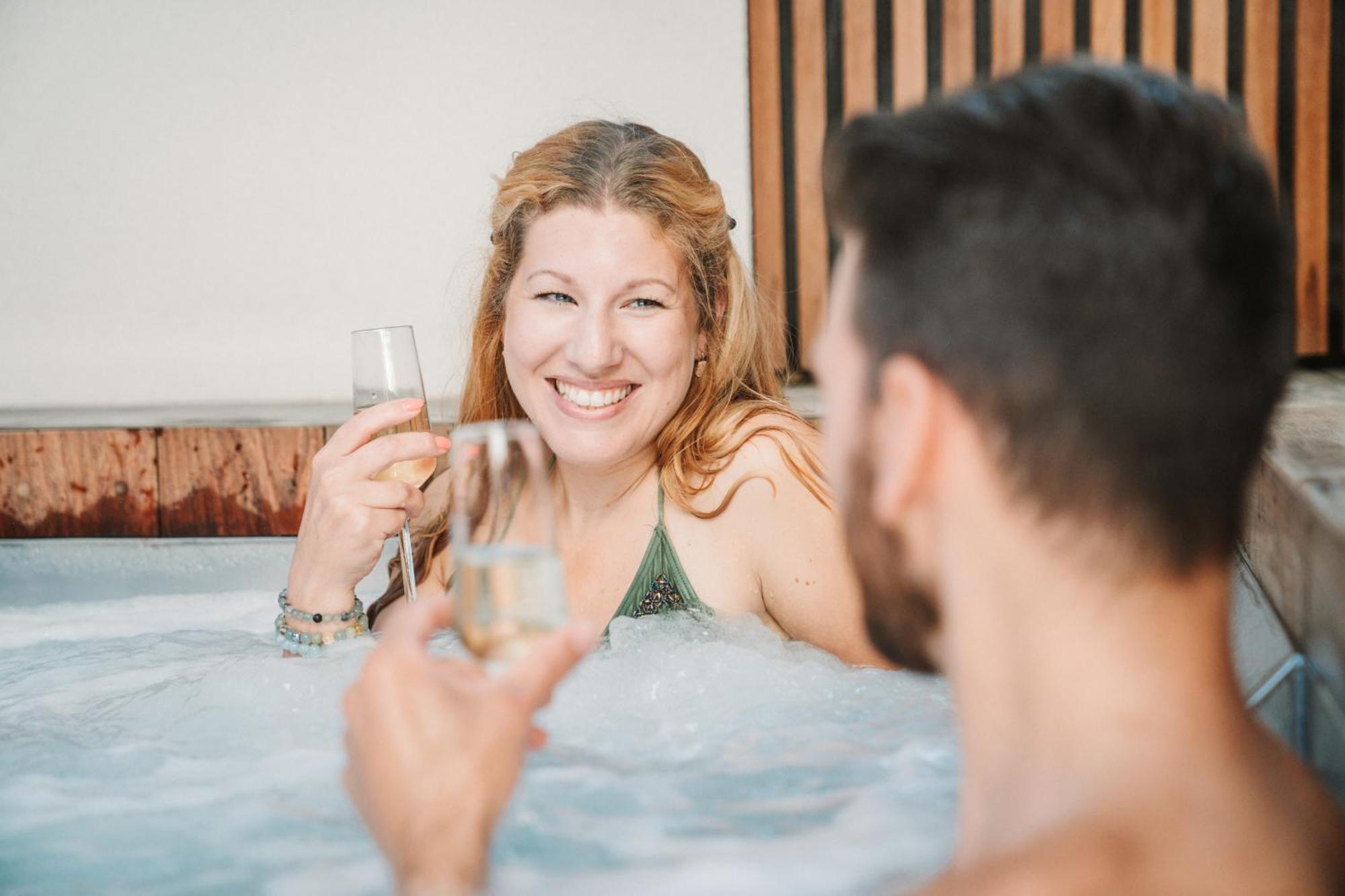 Отель Celeste Beaute & Spa Nalinnes Экстерьер фото